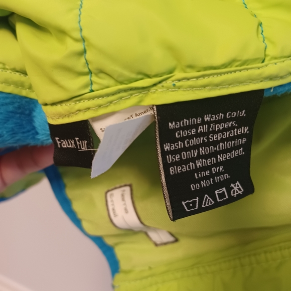 Snozu Girls Coat - Picture 6 of 6